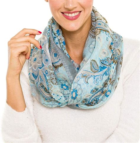 Women’s Lightweight Scarves 